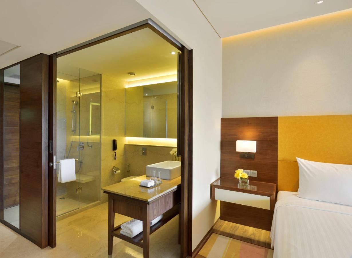 מלון Courtyard By Marriott Raipur מראה חיצוני תמונה