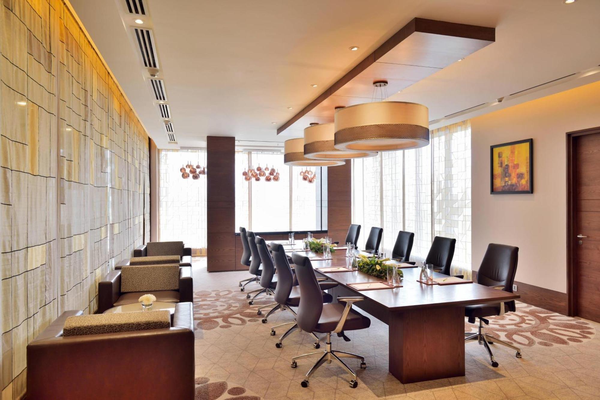 מלון Courtyard By Marriott Raipur מראה חיצוני תמונה