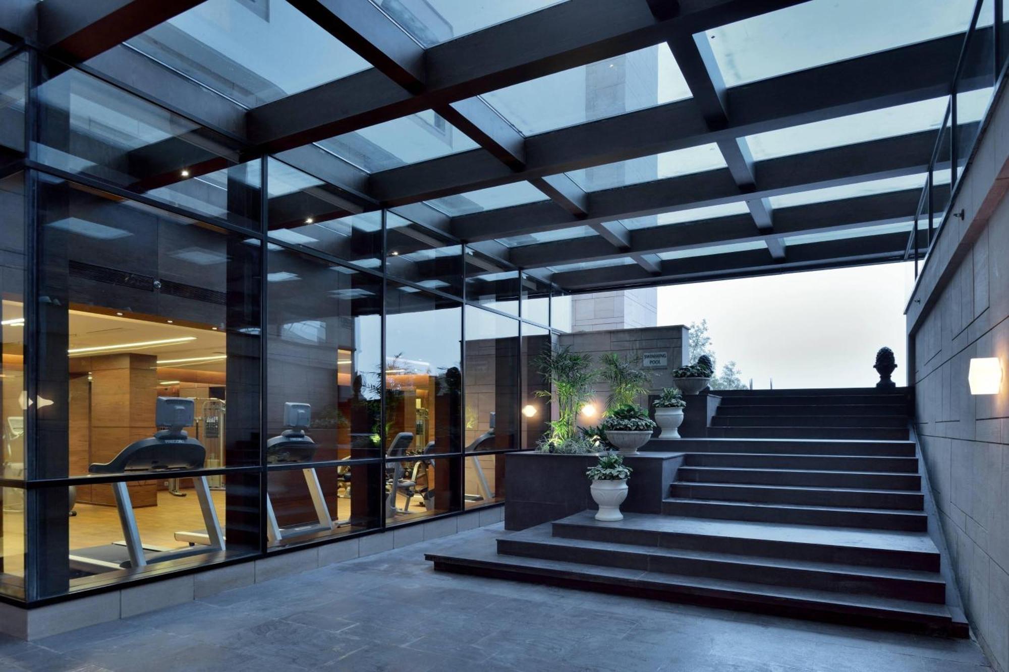 מלון Courtyard By Marriott Raipur מראה חיצוני תמונה