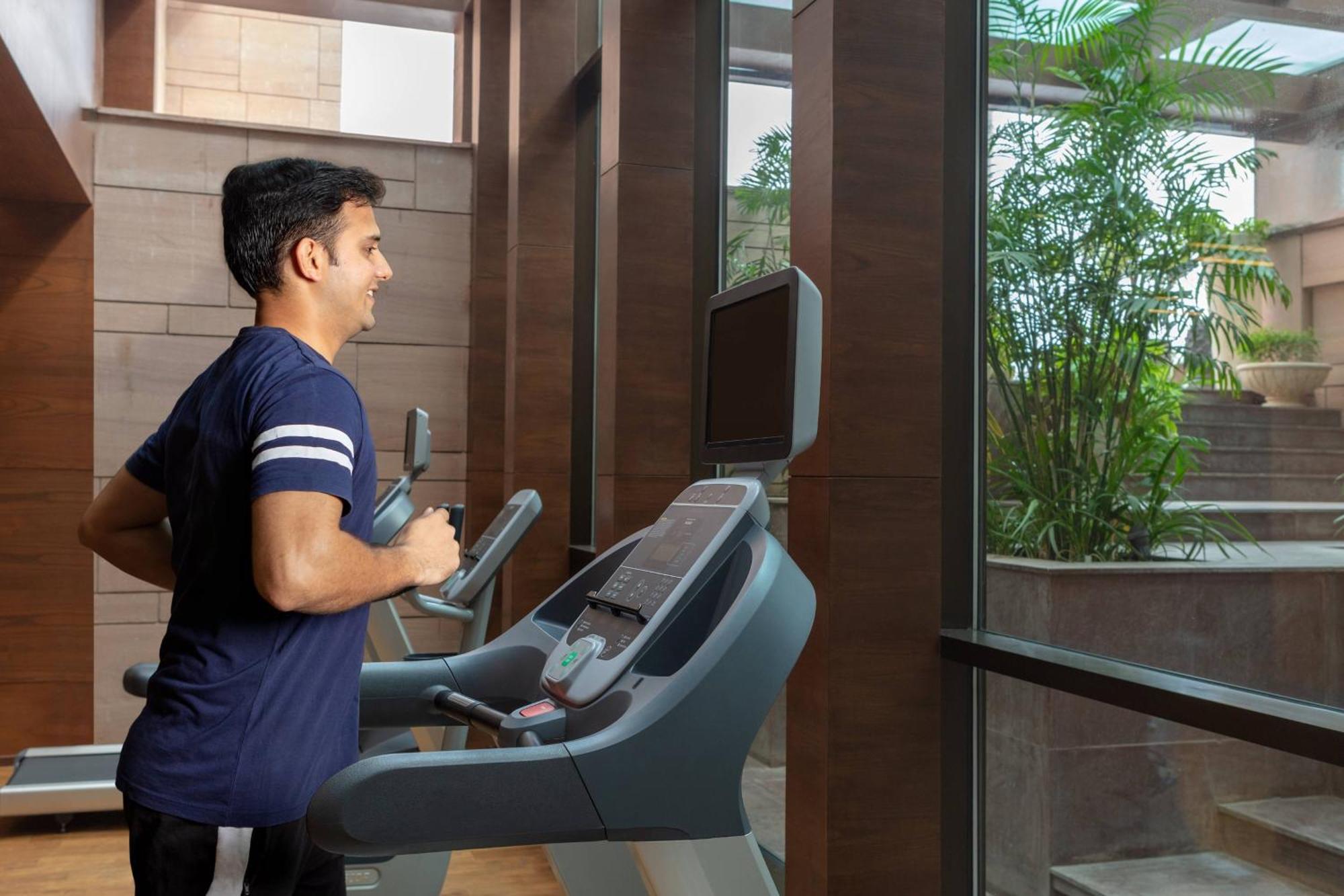 מלון Courtyard By Marriott Raipur מראה חיצוני תמונה