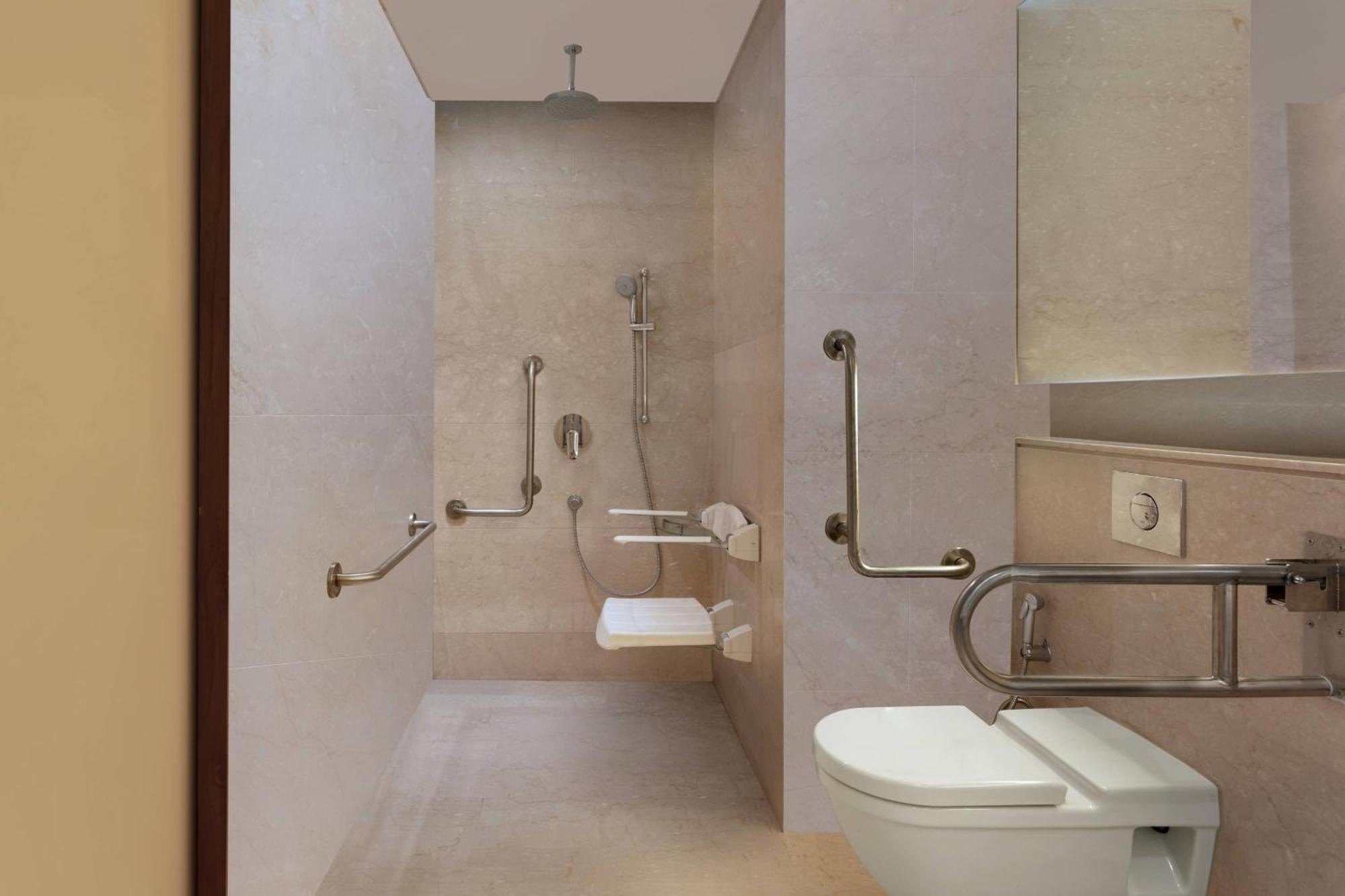 מלון Courtyard By Marriott Raipur מראה חיצוני תמונה