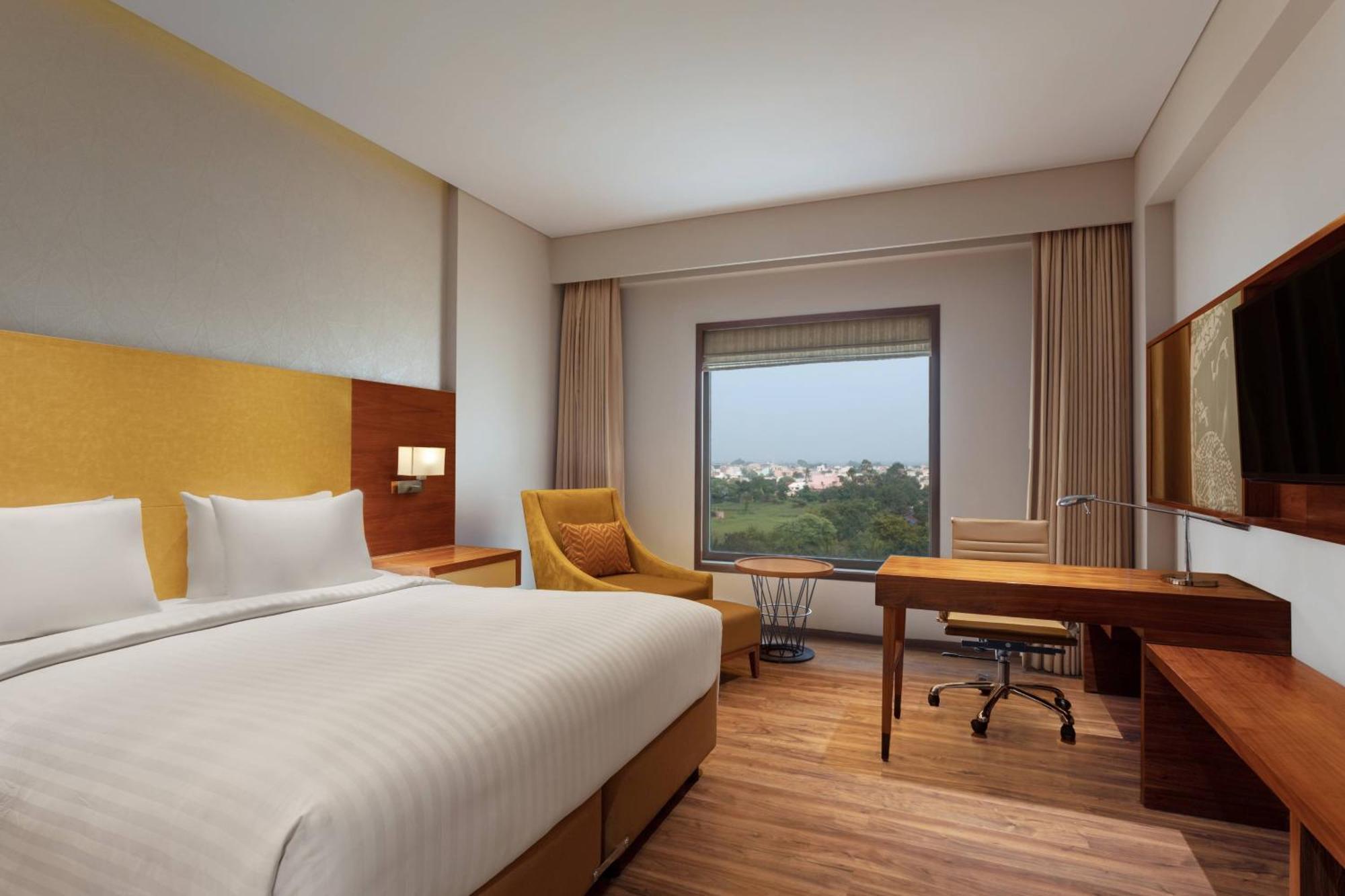 מלון Courtyard By Marriott Raipur מראה חיצוני תמונה