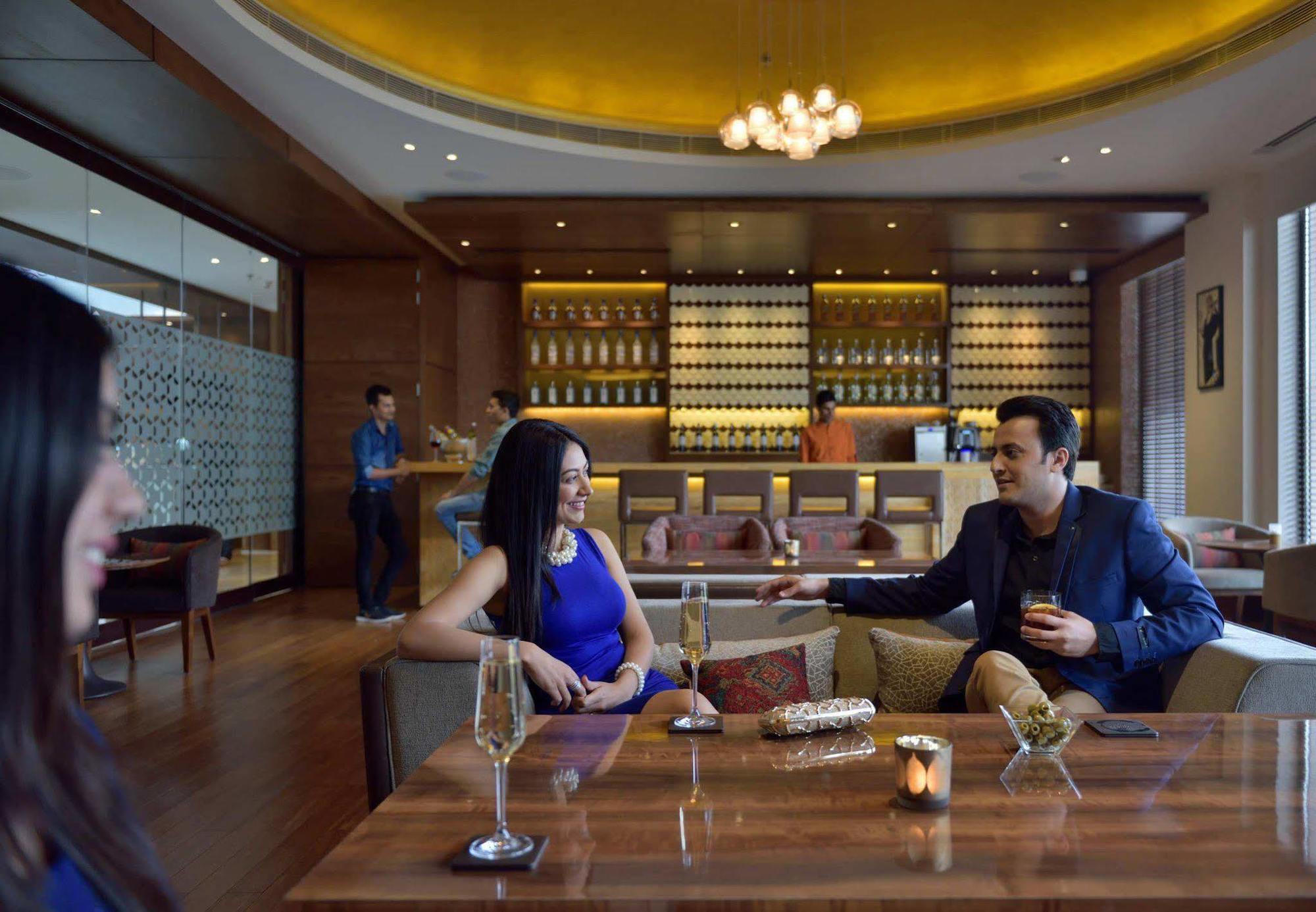 מלון Courtyard By Marriott Raipur מראה חיצוני תמונה